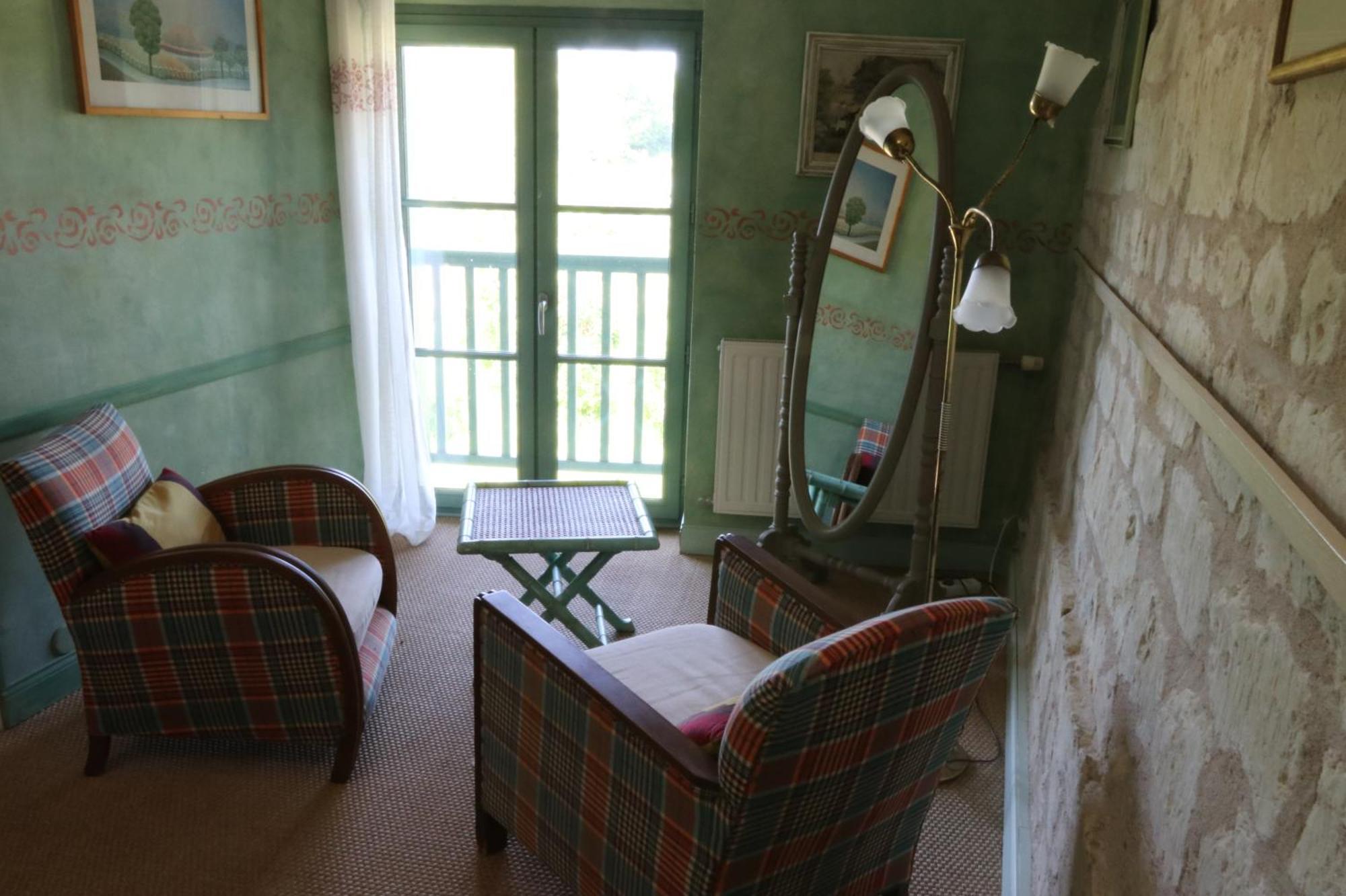 Chambres D'Hotes Du Noisillet Cinais Екстер'єр фото