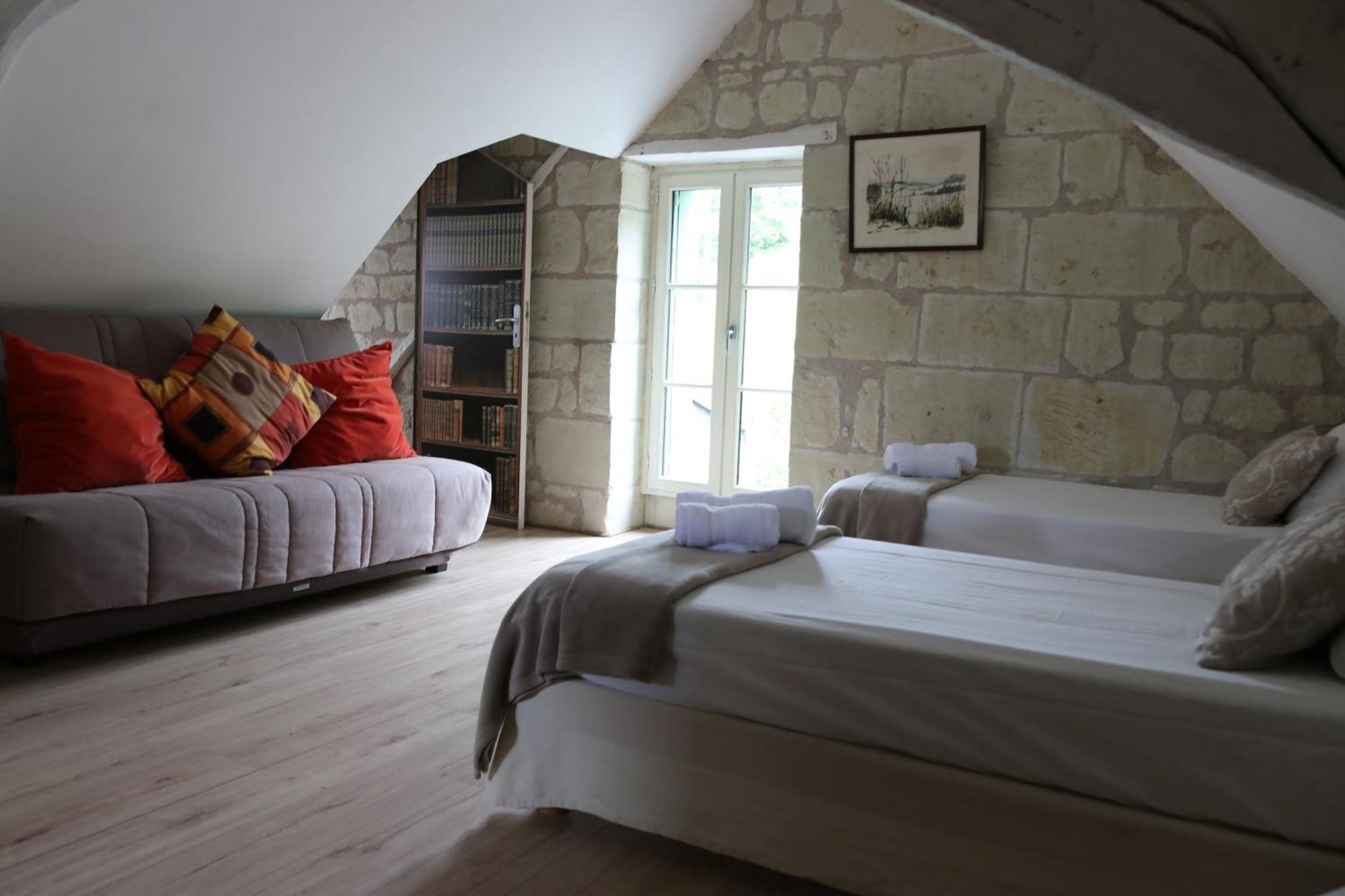 Chambres D'Hotes Du Noisillet Cinais Екстер'єр фото